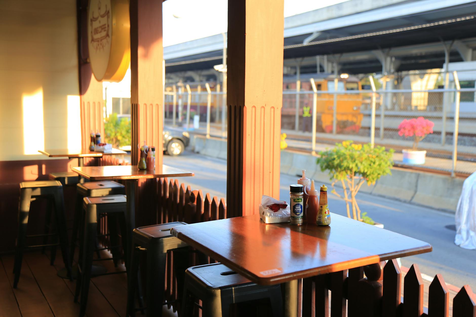 Popular Bangkok café Ve/La opens at Changi with kaya toast-inspired latte